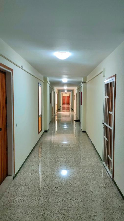 Summer Breeze Apartment Empuriabrava Exterior foto
