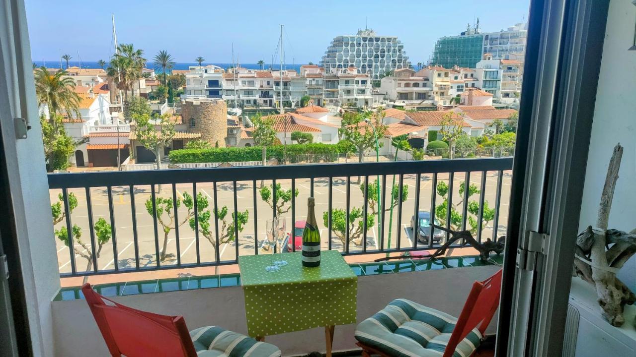 Summer Breeze Apartment Empuriabrava Exterior foto
