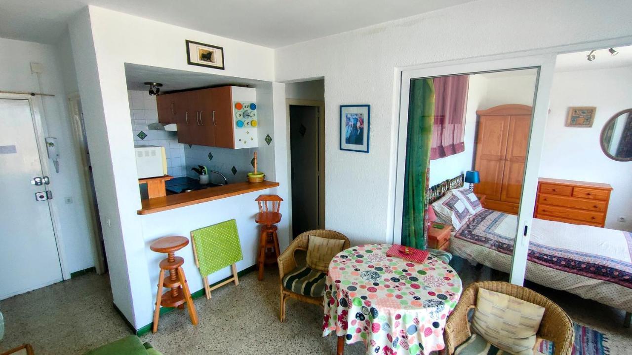 Summer Breeze Apartment Empuriabrava Exterior foto
